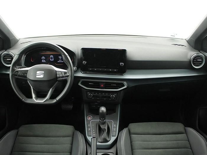 Usado Seat Arona Xperience 115 CV (84 kW) 2025 Gris SUV