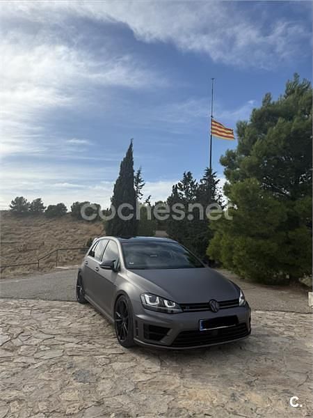 Usado VW Golf VII R 300 CV (220 kW) 2017 Gris / plata Familiar