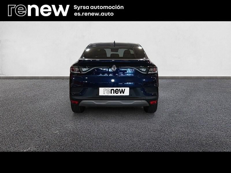 Usado Renault Arkana Techno 140 CV (102 kW) 2025 Azul SUV