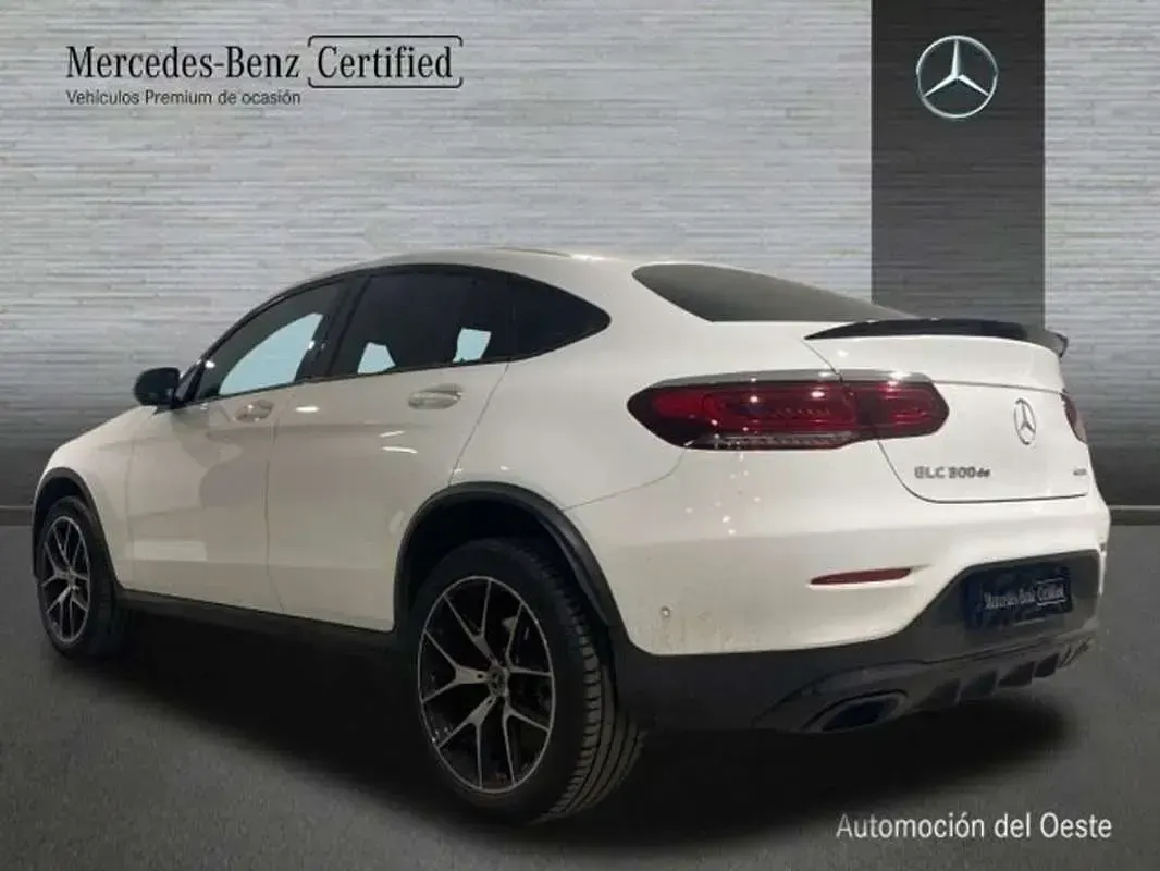 Usado Mercedes GLC300e 261 CV (191 kW) 2023 Blanco SUV