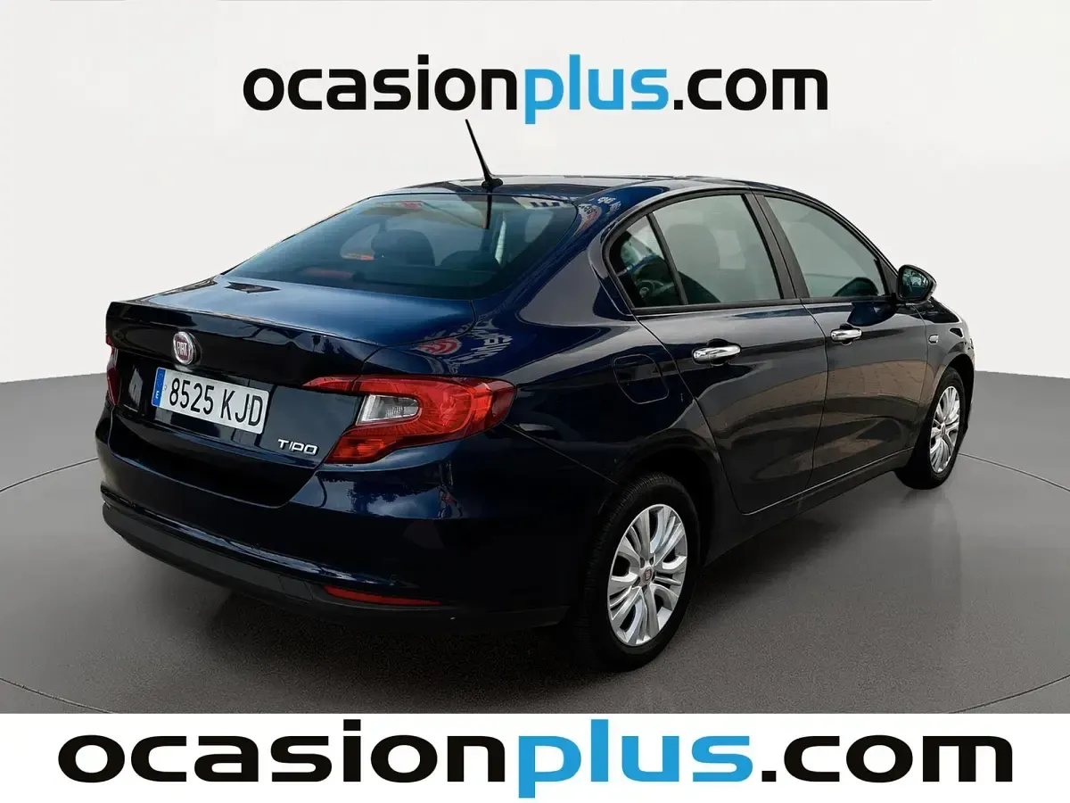 Usado Fiat Tipo Easy 95 CV (69 kW) 2018 Azul Berlina