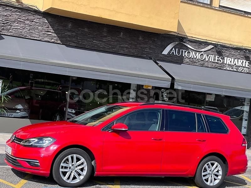 Rojo Usado 2019 VW Golf VII Advance Familiar | 16.900 € (Precio justo) - Imagen 1/4