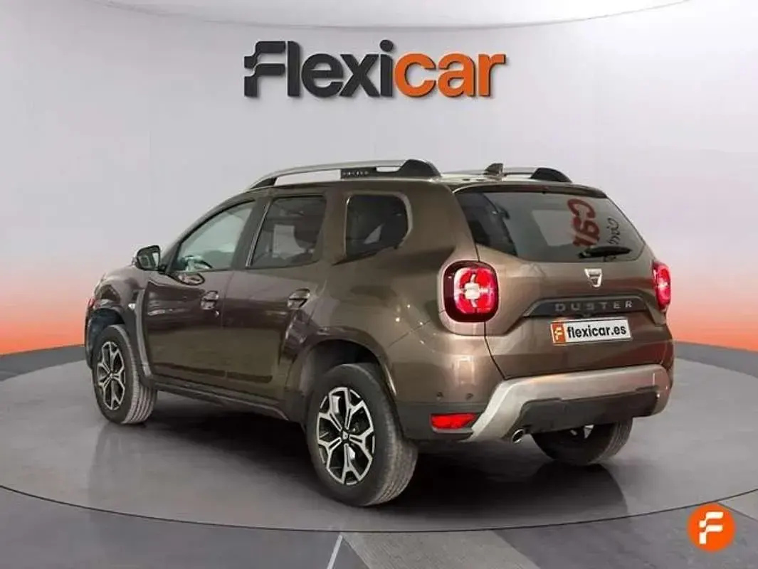 Usado Dacia Duster Prestige 131 CV (96 kW) 2020 Marrón SUV