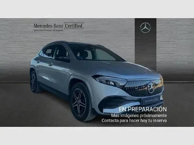 Usado Mercedes EQA250 139 kW (190 CV) 2025 Plata hightech SUV