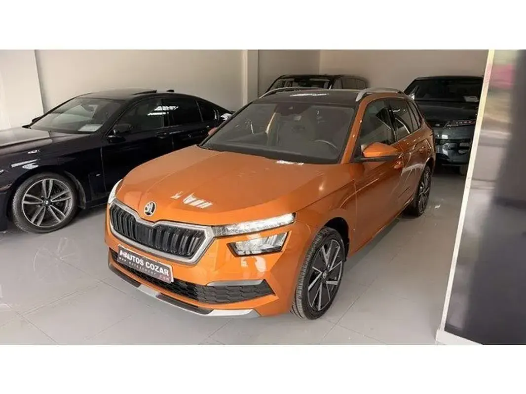 Usado Skoda Kamiq Sport 110 CV (80 kW) 2023 Naranja SUV