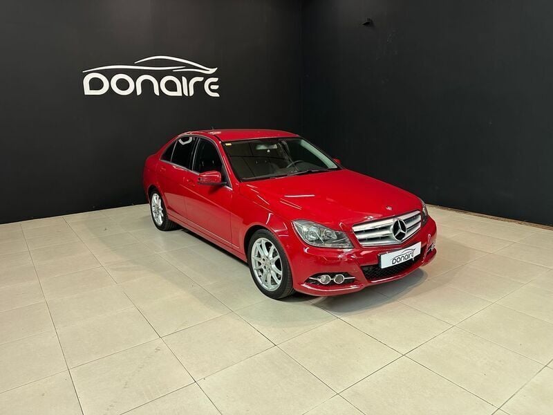 Rojo Usado 2014 Mercedes C200 Avantgarde Berlina | 12.500 € (Buen precio) - Imagen 1/4