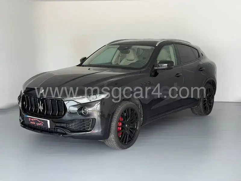 Usado Maserati Levante 430 CV (316 kW) 2017 Negro SUV