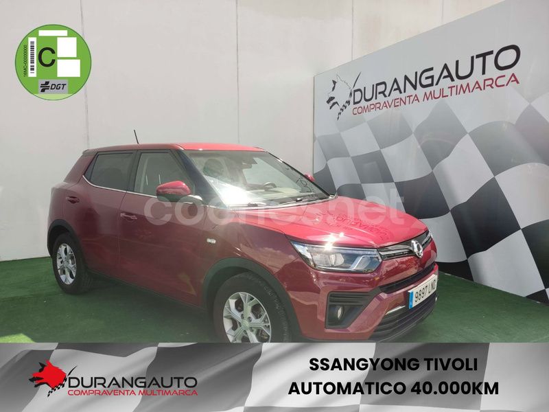 Granate Usado 2021 Ssangyong Tivoli SUV | 16.990 € (Precio justo) - Imagen 1/4