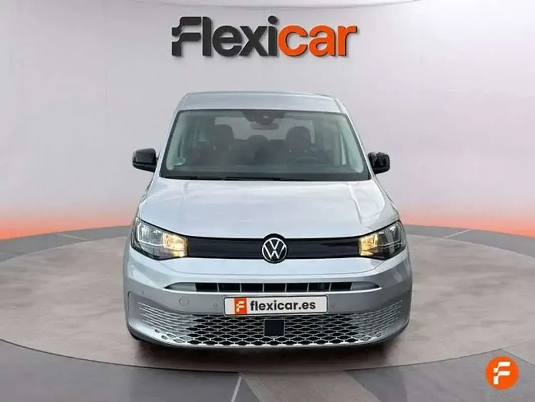 Begagnad VW Caddy Maxi 122 HK (89 kW) 2024 Grå Minibuss