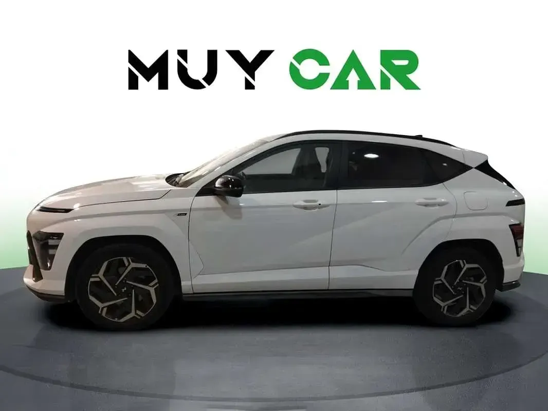 Usado Hyundai Kona N Line 120 CV (88 kW) 2023 Blanco SUV