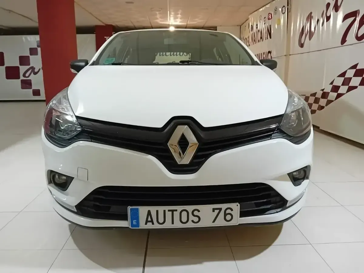 Begagnad Renault Clio IV Business 90 HK (66 kW) 2019 Vit