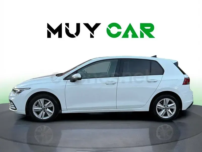 Usado VW Golf VIII Life 110 CV (80 kW) 2024 Blanco Berlina