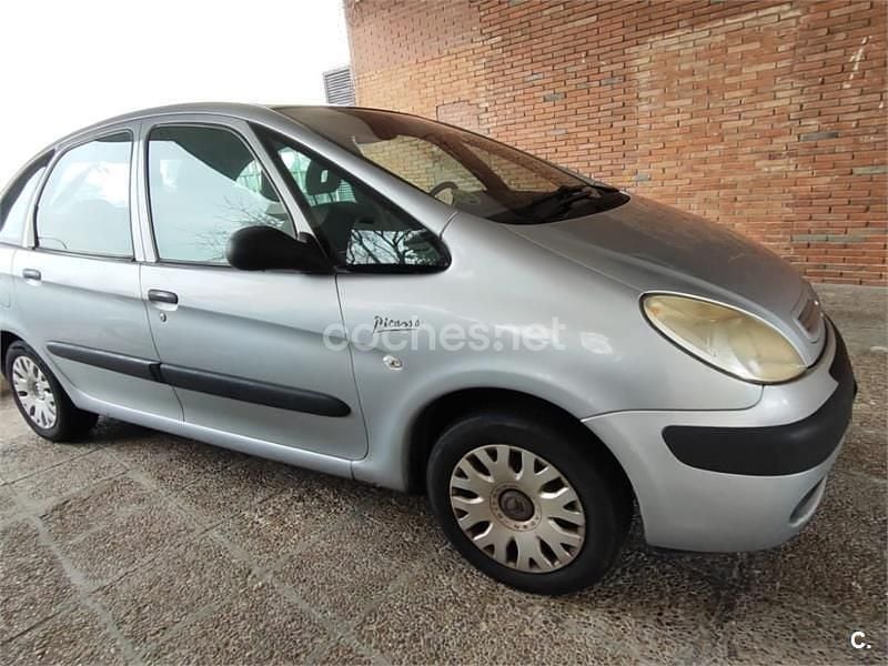 Usado Citroën Xsara Picasso 92 CV (67 kW) 2006 Gris / plata Monovolumen