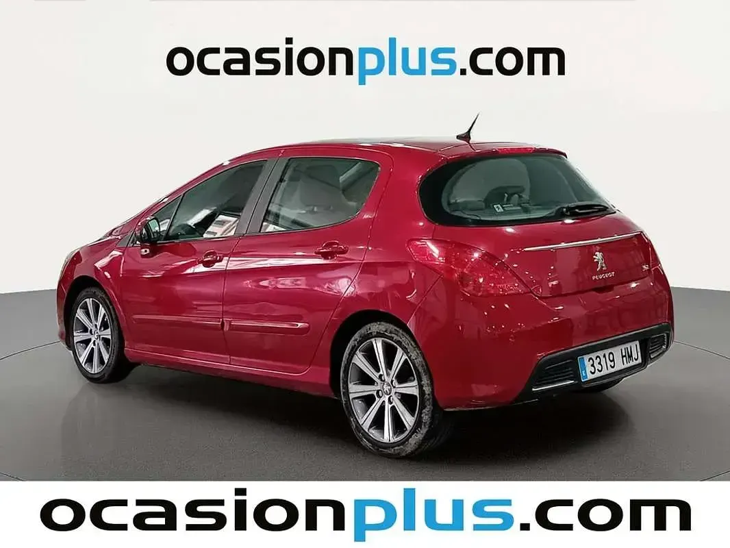 Usado Peugeot 308 Allure 156 CV (114 kW) 2012 Rojo Utilitario