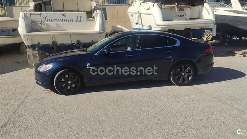 Usado Jaguar XF Luxury 211 CV (155 kW) 2010 Azul Berlina