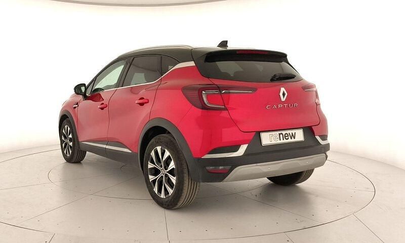 Usado Renault Captur Techno 140 CV (102 kW) 2024 Rojo SUV