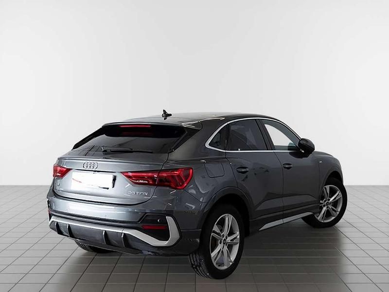 Usado Audi Q3 Sportback S-Line 150 CV (110 kW) 2022 Gris SUV