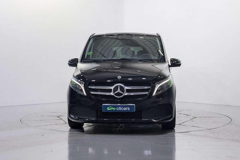 Usado Mercedes V220 163 CV (119 kW) 2023 Negro Monovolumen