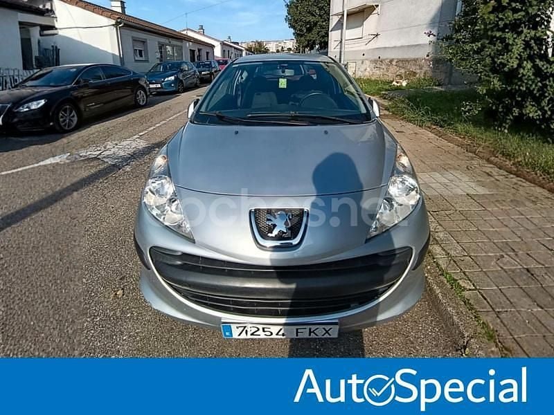 Gris / plata Usado 2007 Peugeot 207 Berlina | 3490 € (Precio justo) - Imagen 1/3