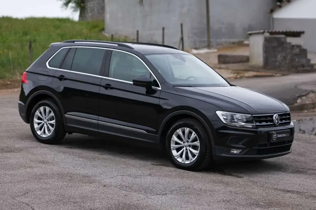 Usado VW Tiguan Advance 150 CV (110 kW) 2020 Negro SUV