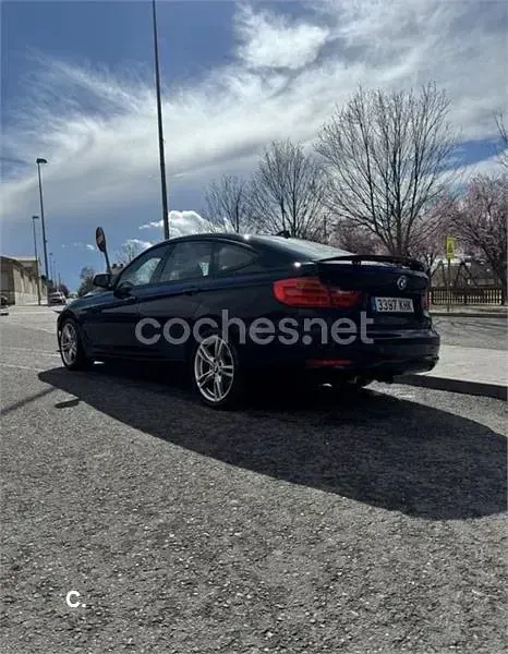 Usado BMW 318 143 CV (105 kW) 2014 Negro Berlina