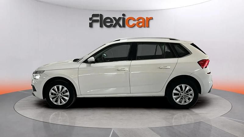 Usado Skoda Kamiq Ambition 110 CV (80 kW) 2021 Blanco SUV