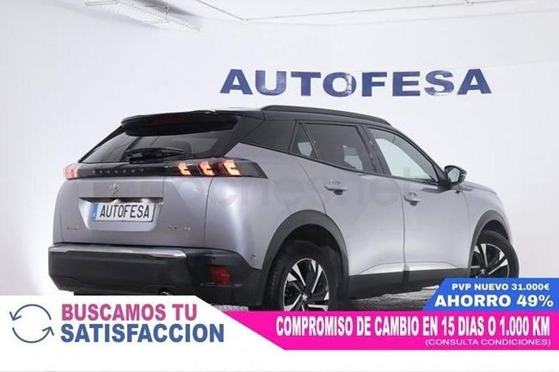 Usado Peugeot 3008 GT-line 130 CV (95 kW) 2020 Gris / plata SUV