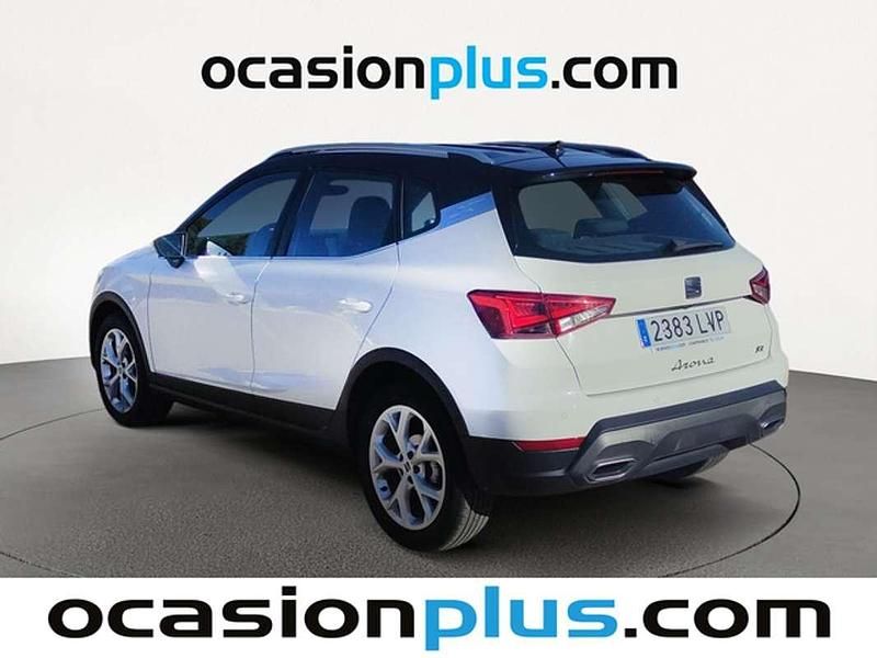 Usado Seat Arona FR 150 CV (110 kW) 2021 Blanco SUV