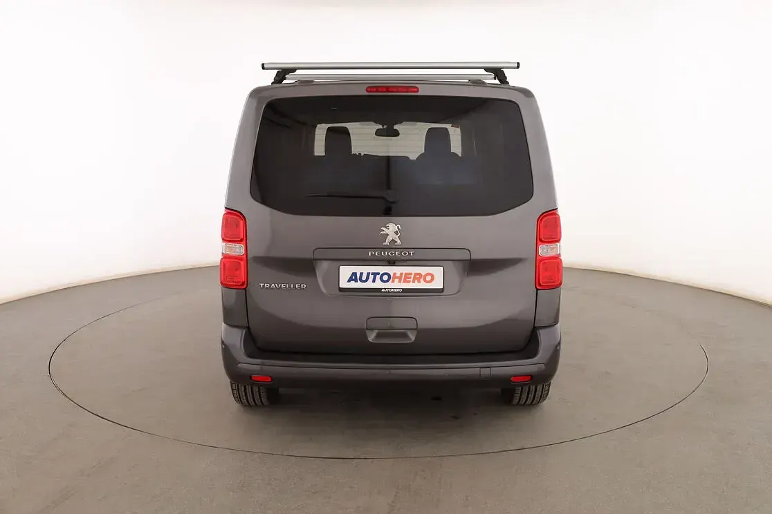 Usado Peugeot Traveller 150 CV (110 kW) 2019 Gris Monovolumen