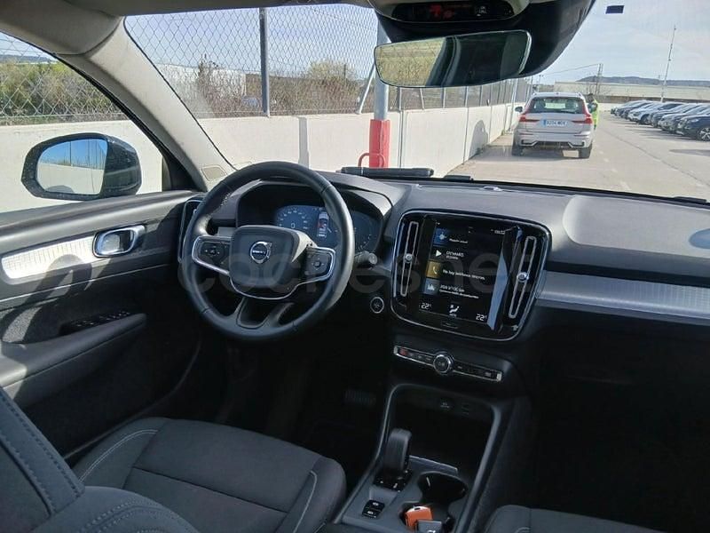 Usado Volvo XC40 Inscription 211 CV (155 kW) 2021 Negro SUV