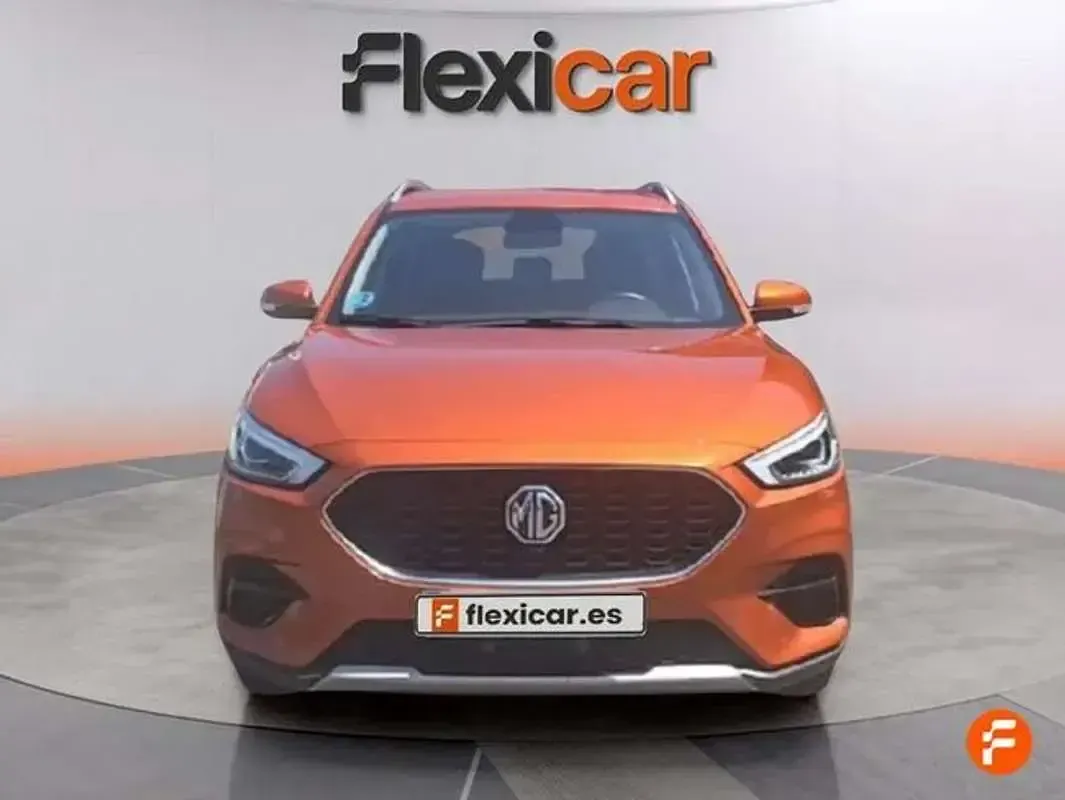Usado MG ZS Comfort 106 HP (77 kW) 2022 Laranja SUV