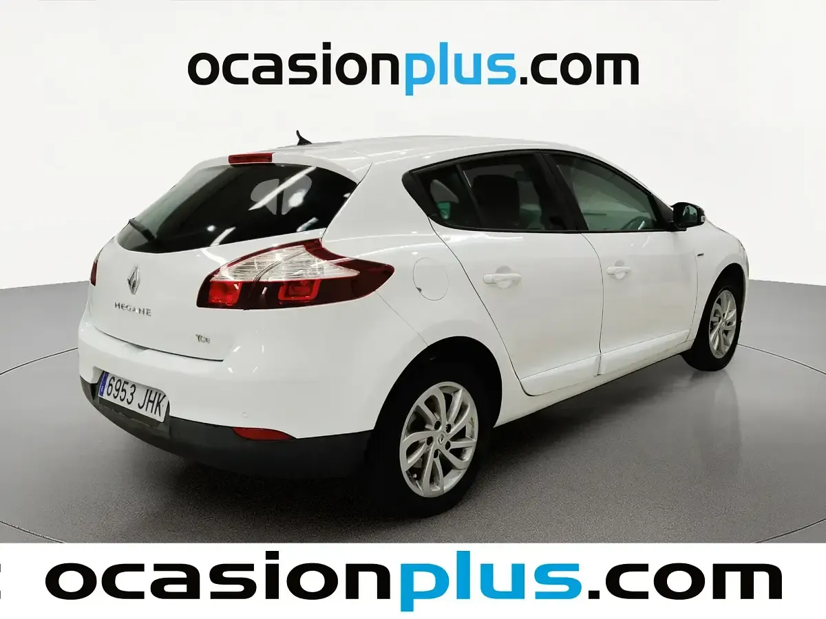 Usado Renault Mégane III Intens 116 CV (85 kW) 2015 Blanco Berlina