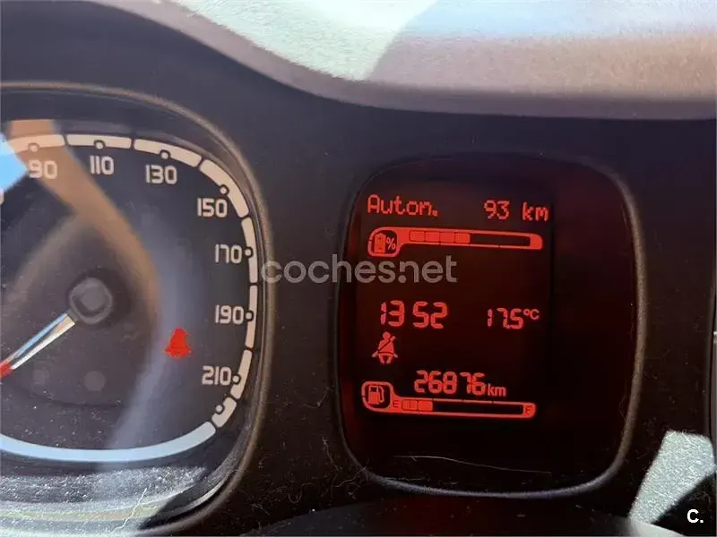 Usado Fiat Panda Cross Cross 70 CV (51 kW) 2022 Negro Utilitario