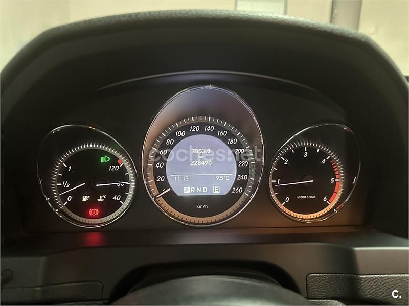 Usado Mercedes C220 Avantgarde 170 CV (125 kW) 2011 Negro Berlina