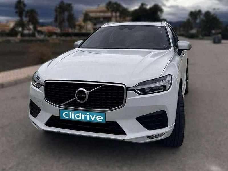 Usado Volvo XC60 R-Design 190 CV (139 kW) 2019 Blanco SUV