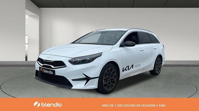 Blanco Usado 2024 Kia Ceed Familiar | 26.300 € - Imagen 1/4