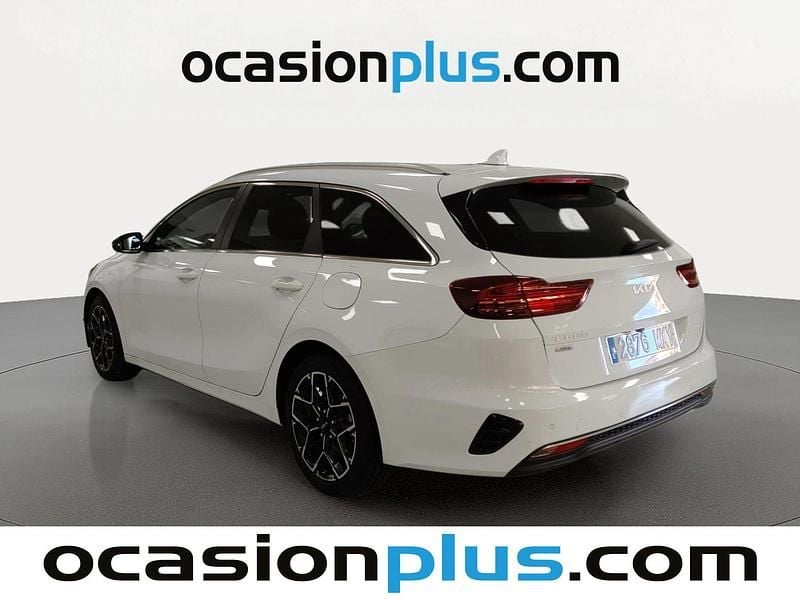 Usado Kia Ceed Style 100 CV (73 kW) 2025 Blanco Utilitario