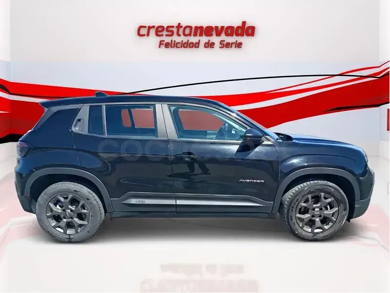 Usado Jeep Avenger Longitude 100 CV (73 kW) 2023 Gris / plata SUV