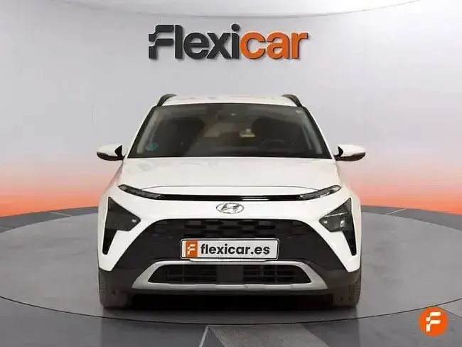 Usado Hyundai Bayon 100 CV (73 kW) 2021 Blanco SUV
