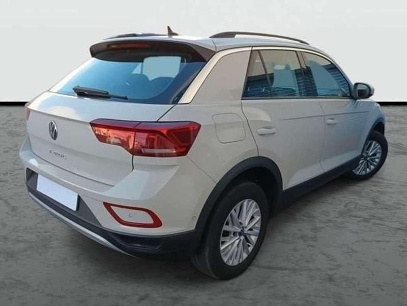 Usado VW T-Roc 110 CV (80 kW) 2023 Gris SUV