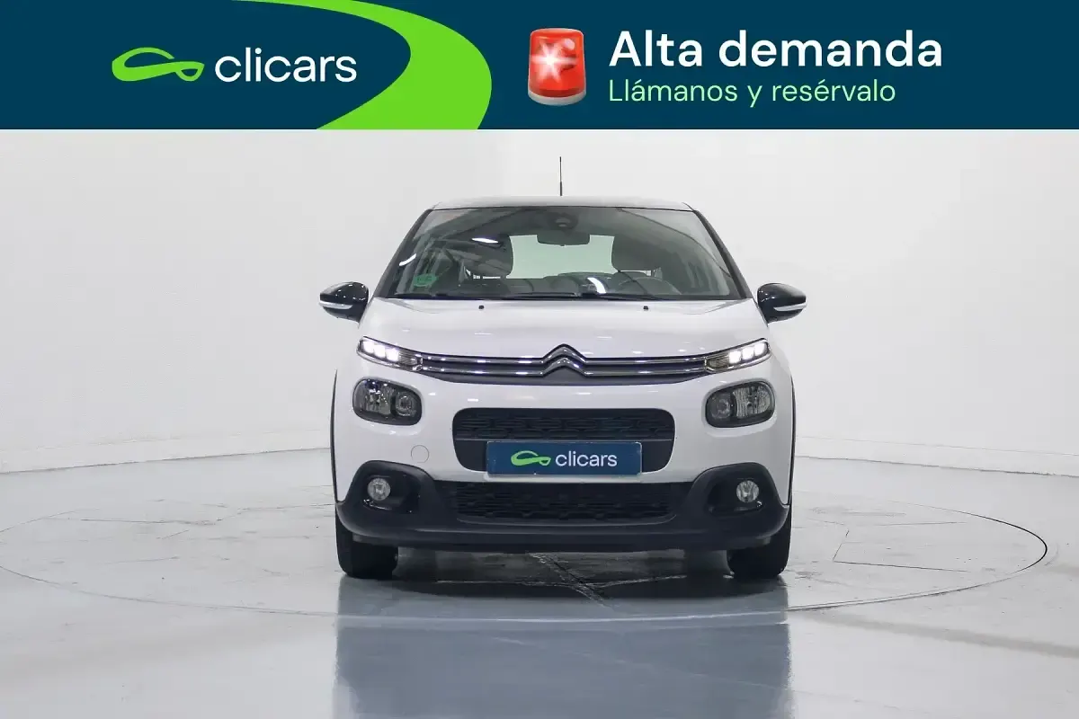 Usado Citroën C3 Feel 110 CV (80 kW) 2018 Blanco Utilitario