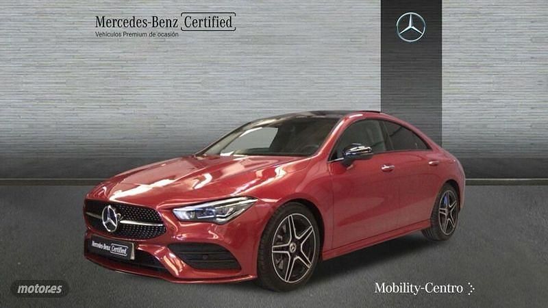 Patagonia red metallic paint Usado 2023 Mercedes CLA200 AMG line Berlina | 37.900 € (Precio justo) - Imagen 1/4