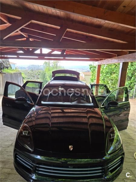 Azul Usado 2018 Porsche Cayenne SUV | 53.900 € (Caro) - Imagen 1/4