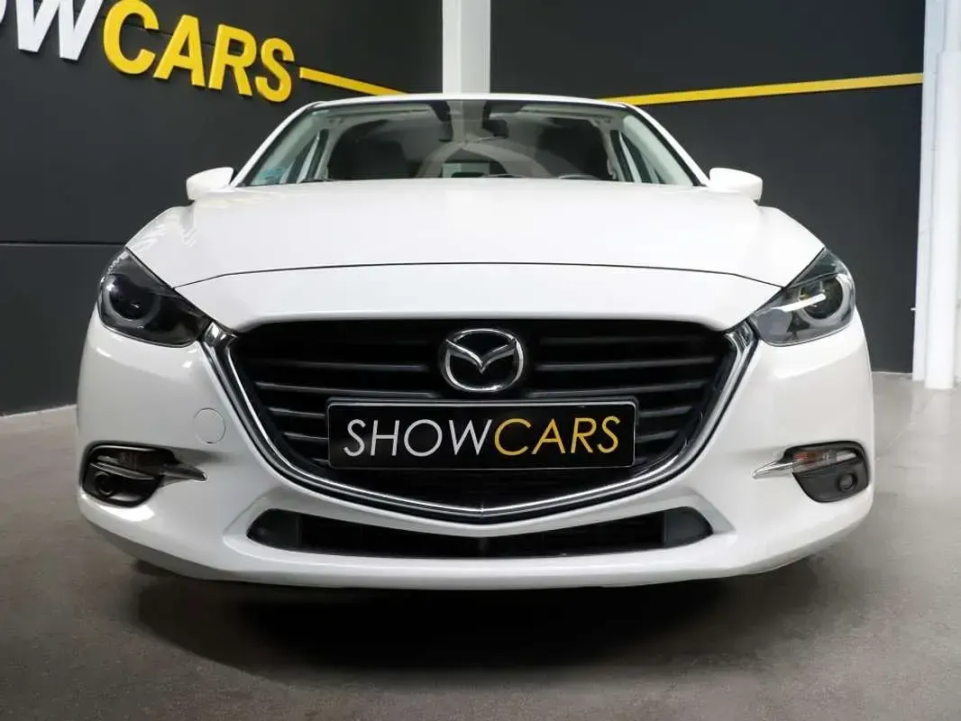 Usado Mazda 3 Style 150 CV (110 kW) 2018 Blanco Utilitario