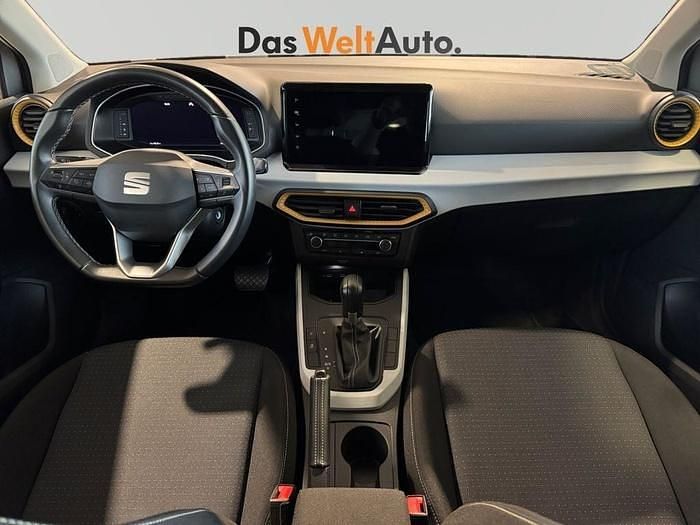 Usado Seat Arona Style 115 CV (84 kW) 2024 Gris plata SUV