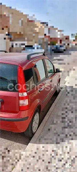 Usado Fiat Panda Dynamic 60 CV (44 kW) 2006 Rojo Utilitario