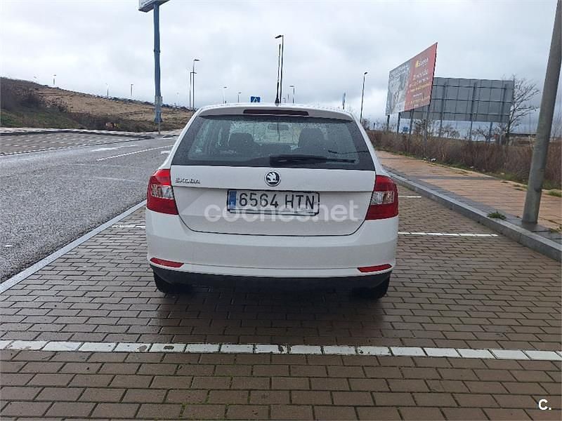 Occasion Skoda Rapid Elegance 105 PK (77 kW) 2015 Wit Hatchback