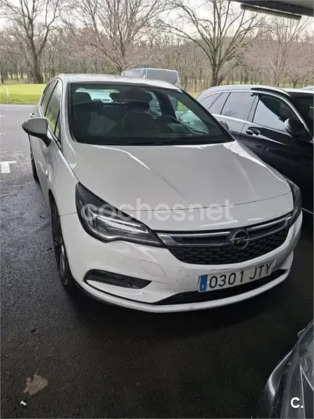 Usado Opel Astra Business 136 CV (100 kW) 2016 Blanco Berlina