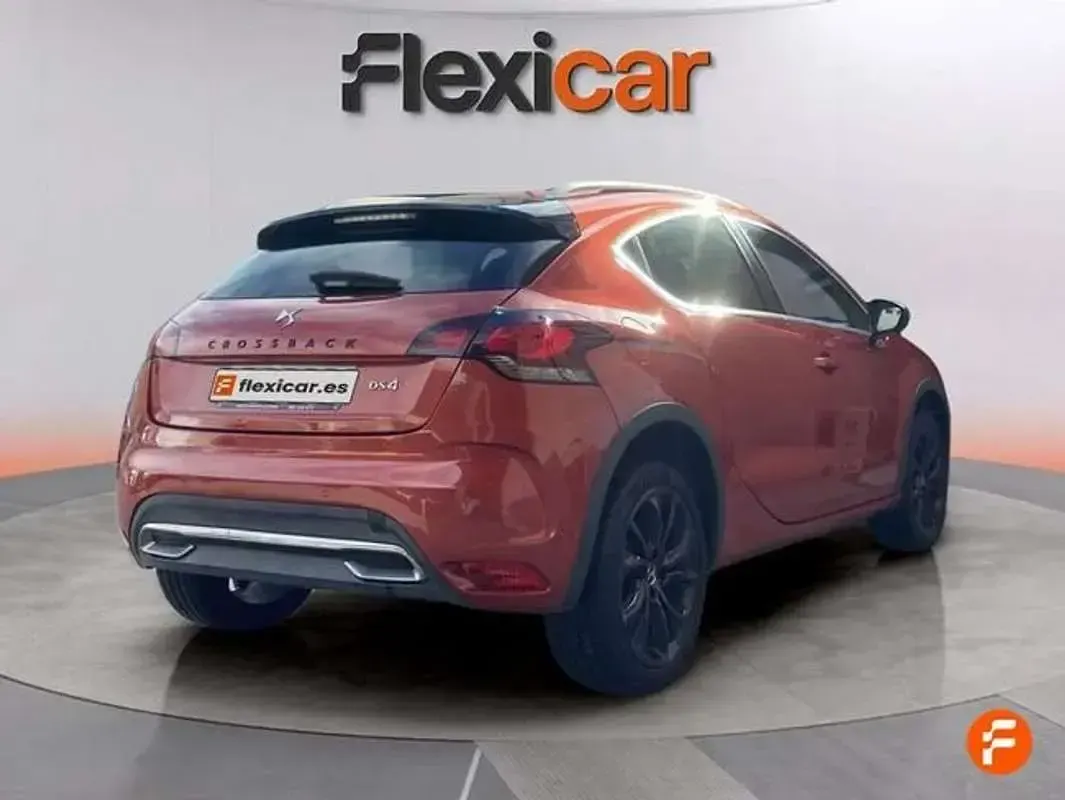 Usado DS Automobiles DS4 Style 120 CV (88 kW) 2016 Naranja Berlina