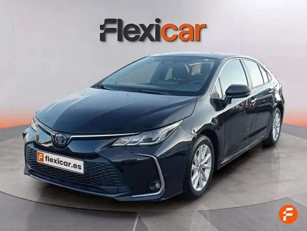 Usado Toyota Corolla Active 140 CV (102 kW) 2023 Negro Utilitario